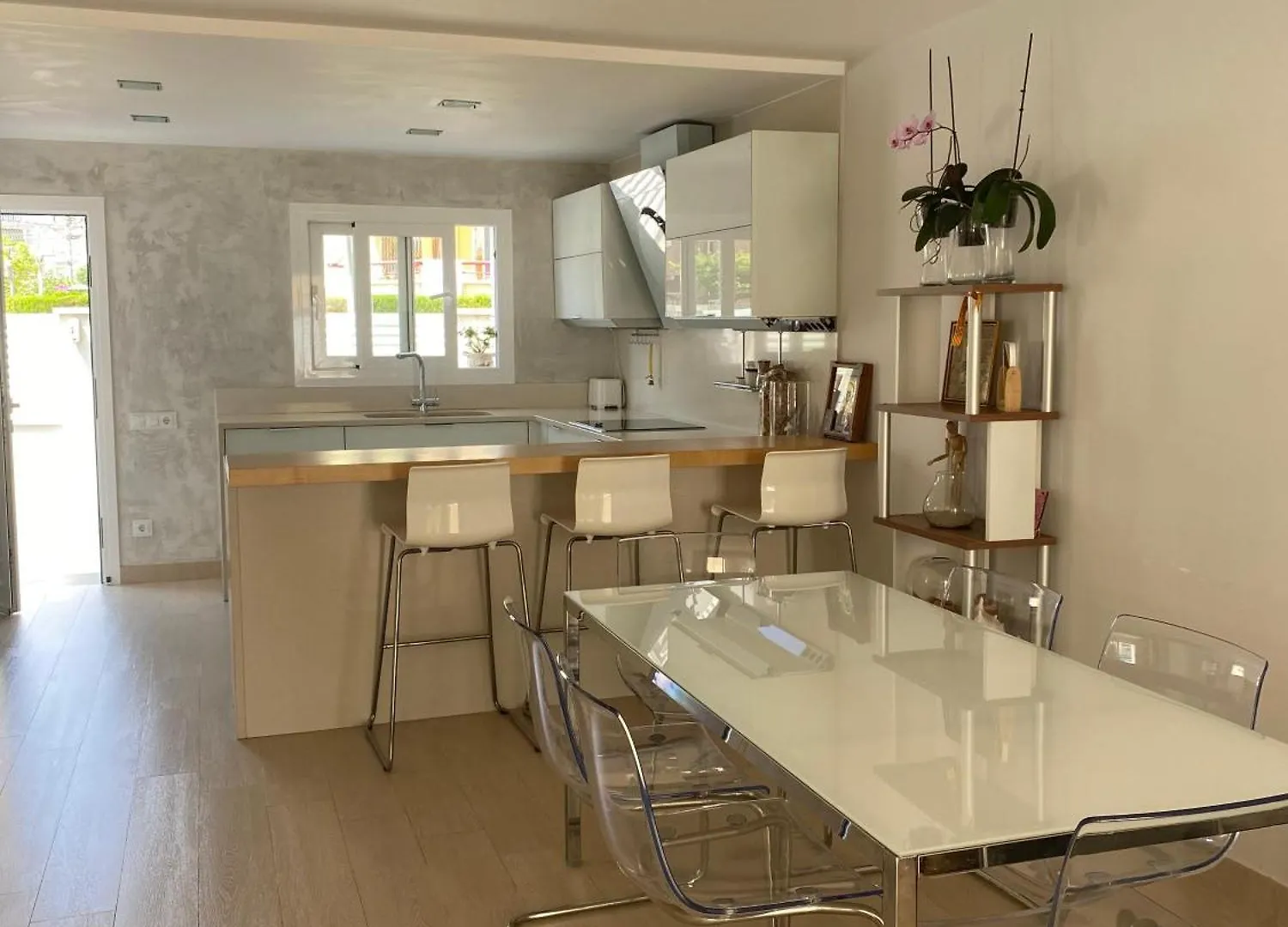 House 50Meters From The Beach Cunit Holiday home
